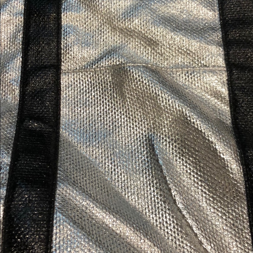 Victoria’s Secret Silver & Black Tote Bag - Picture 6 of 8